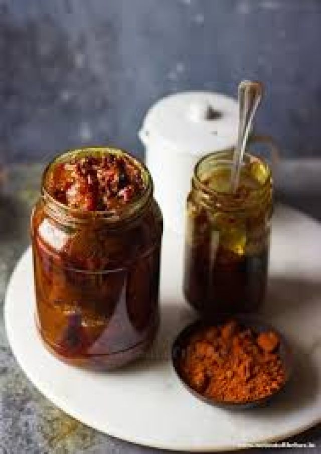250 gm Aam (Kachi Keri) Ka Achar
